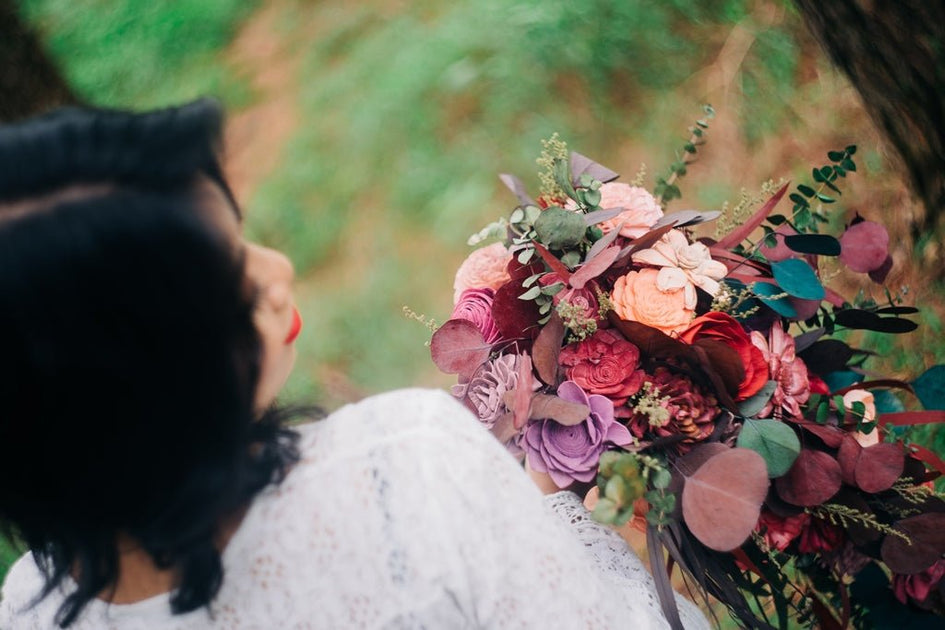 How to Make a Cascading Bridal Bouquet with Fake Flowers – Sola Wood Flowers