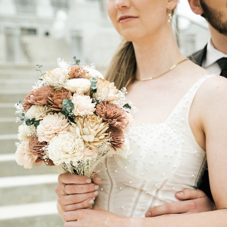 Moody romantic sola wood flower bridal bouquet, wedding bouquet, ramo de novia factory