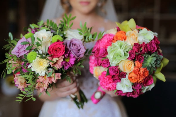How Much Should I Spend On My Bridesmaid Bouquets? - Sola Wood Flowers
