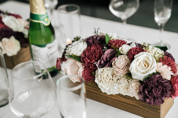 How to Create Unique Floral Centerpieces for Your Wedding - Sola Wood Flowers