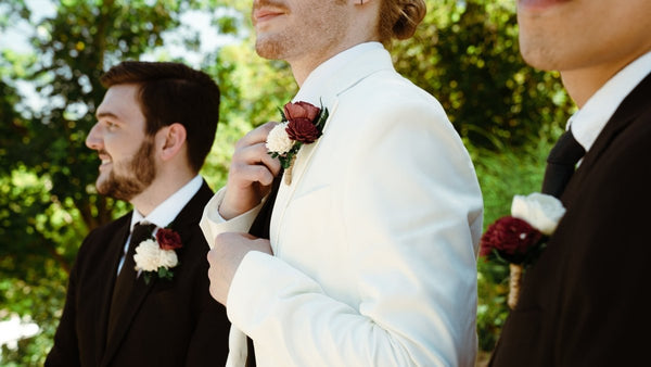 How to Make a Rustic Wedding Boutonniere with Fake Flowers - Sola Wood Flowers