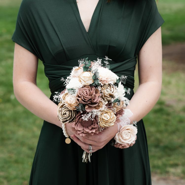 Sola Wood Bridal Bouquet and top 5 Bridesmaids Bouquets