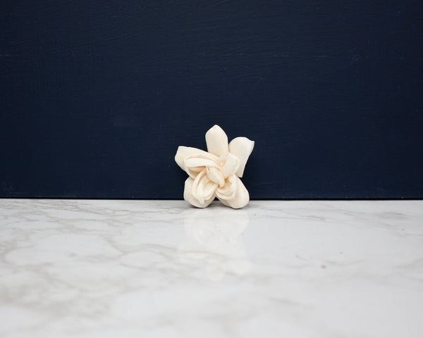 1.5" Bitty (10 Pack) - Sola Wood Flowers