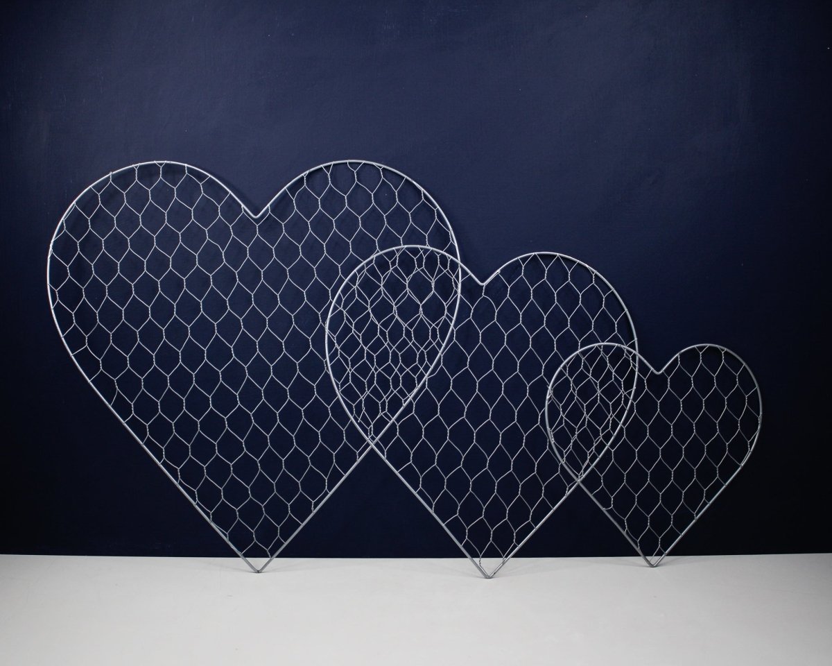 Wholesale wire heart wreath To Decorate Your Environment 