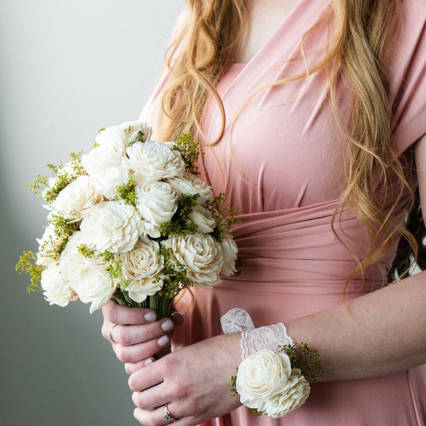 Perfect Simplicity Bridal Bouquet – Sola Wood Flowers