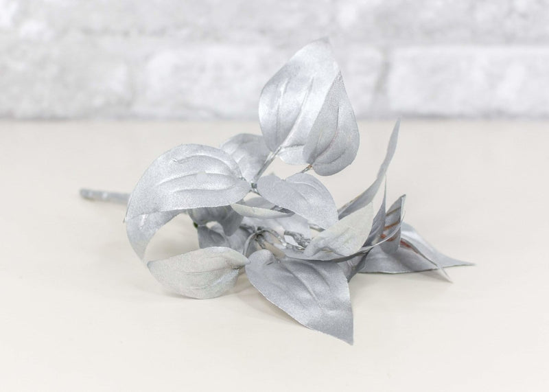 Tear Drop Leaf Pick - Metallic Silver - Sola Wood Flowers